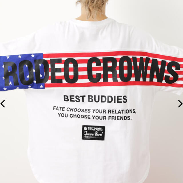 RODEO CROWNS WIDE BOWL(ロデオクラウンズワイドボウル)のロデオクラウンズ パターンラインTシャツ　ホワイト レディースのトップス(Tシャツ(半袖/袖なし))の商品写真