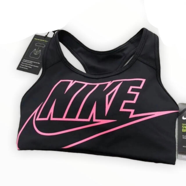 NIKE(ナイキ)のNIKE ナイキブラトップ　ナイキスポーツブラ　新品　M レディースのトップス(ベアトップ/チューブトップ)の商品写真