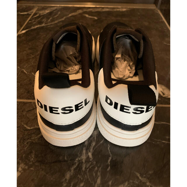 DIESEL(ディーゼル)のDIESEL スニーカー メンズの靴/シューズ(スニーカー)の商品写真