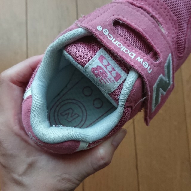 New Balance(ニューバランス)のお値下げ！ニューバランス 16㎝ ピンク キッズ/ベビー/マタニティのキッズ靴/シューズ(15cm~)(スニーカー)の商品写真