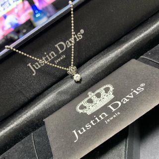 ジャスティンデイビス(Justin Davis)のJustin Davis ネックレス クラウン ジャスティン(ネックレス)