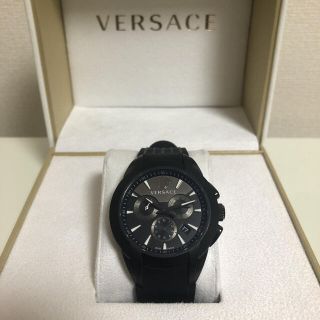 ヴェルサーチ(VERSACE)のヴェルサーチ  クロノグラフ  ラバー  腕時計  美品　メンズ　レディース(腕時計(アナログ))