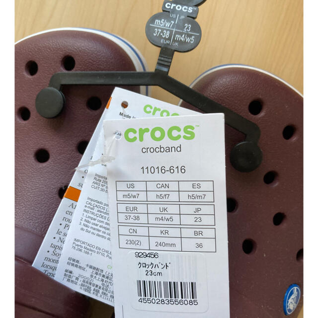 crocs(クロックス)のラス3   23  あずき色　クロックバンド レディースの靴/シューズ(サンダル)の商品写真
