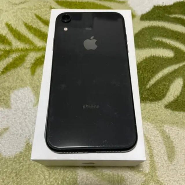 iPhone(アイフォーン)のiPhone XR Black 64 GB SIMロック解除品 バッテリー90% スマホ/家電/カメラのスマートフォン/携帯電話(スマートフォン本体)の商品写真