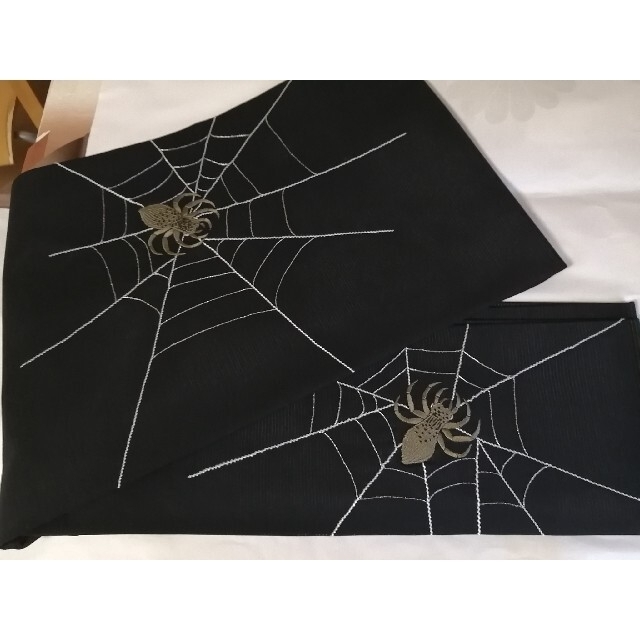 正絹　帯　蜘蛛　蜘蛛の巣　黒　刺繍　絽レディース