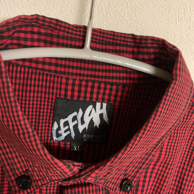WANIMA(ワニマ)のLEFLAH レフラー　オーバーサイズ　半袖シャツ　刺繍　赤 メンズのトップス(シャツ)の商品写真