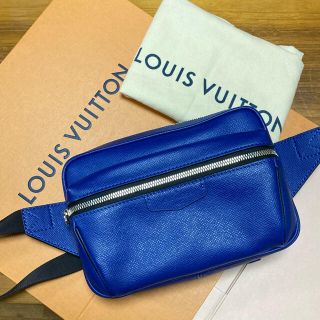 ルイヴィトン(LOUIS VUITTON)のルイヴィトン  ボディバック　バムバック　タイガ　美品　送料込み(ボディーバッグ)