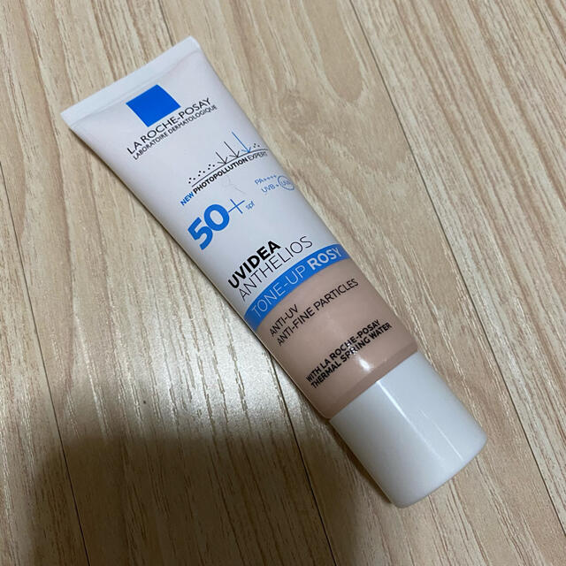 LA ROCHE-POSAY(ラロッシュポゼ)のラロッシュポゼ ローズ ピンクベージュ コスメ/美容のベースメイク/化粧品(化粧下地)の商品写真