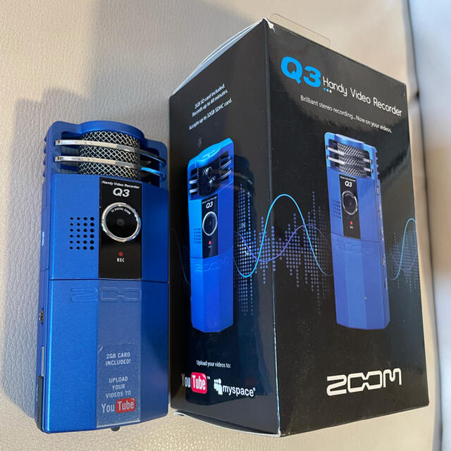 ZOOM Q3 Handy Video Recorder