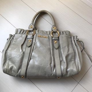 ミュウミュウ(miumiu)の本日のみ！4500円→3000円！ミュウミュウ(ハンドバッグ)