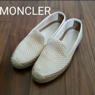 モンクレール(MONCLER)のMONCLER フラットシューズ(スリッポン/モカシン)