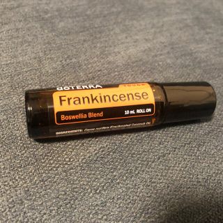 ドテラ　フランキンセンスタッチ doTERRA 10ml ロールオン(エッセンシャルオイル（精油）)