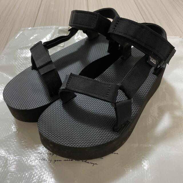 Teva(テバ)のteva  厚底 レディースの靴/シューズ(サンダル)の商品写真