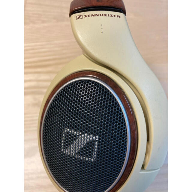 SENNHEISER(ゼンハイザー)のSENNHEISER ゼンハイザー　ヘッドホン　HD598 中古品 動作確認済み スマホ/家電/カメラのオーディオ機器(ヘッドフォン/イヤフォン)の商品写真