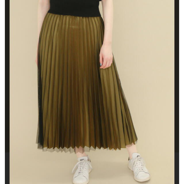 KBF(ケービーエフ)のKBF チュールオンプリーツスカート　フリーサイズ　web限定商品 レディースのスカート(ロングスカート)の商品写真