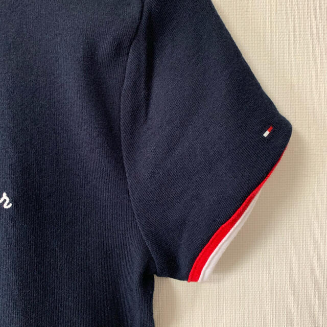 TOMMY HILFIGER(トミーヒルフィガー)のTommy Hilfiger トミーヒルフィガー　Tシャツ　トミー　ネイビー レディースのトップス(Tシャツ(半袖/袖なし))の商品写真