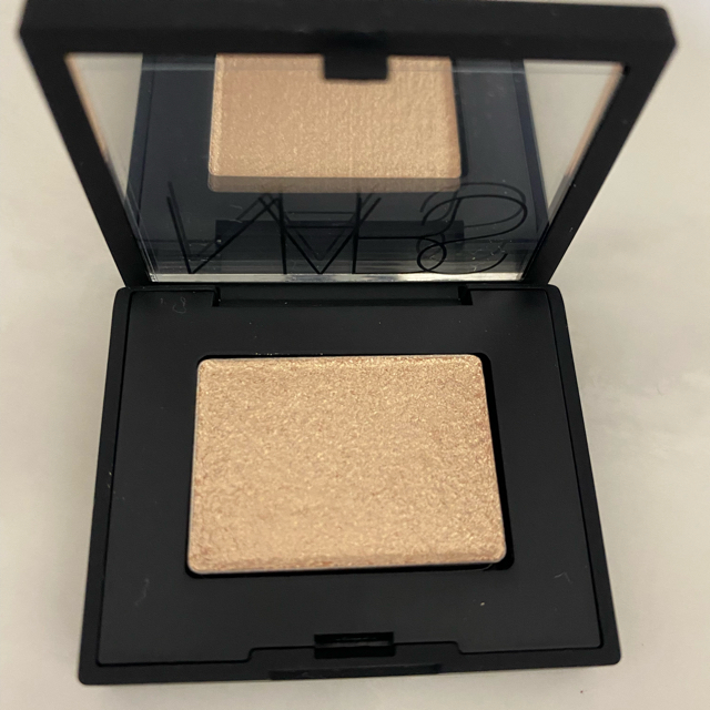 NARS(ナーズ)のNARS アイシャドウ コスメ/美容のベースメイク/化粧品(アイシャドウ)の商品写真