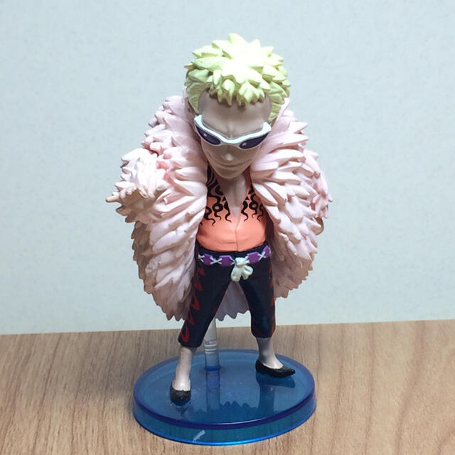 ワンピース ドフラミンゴ ワーコレ まとめ売り BANPRESTO - ワンピース ドフラミンゴ フィギュア ワールド
