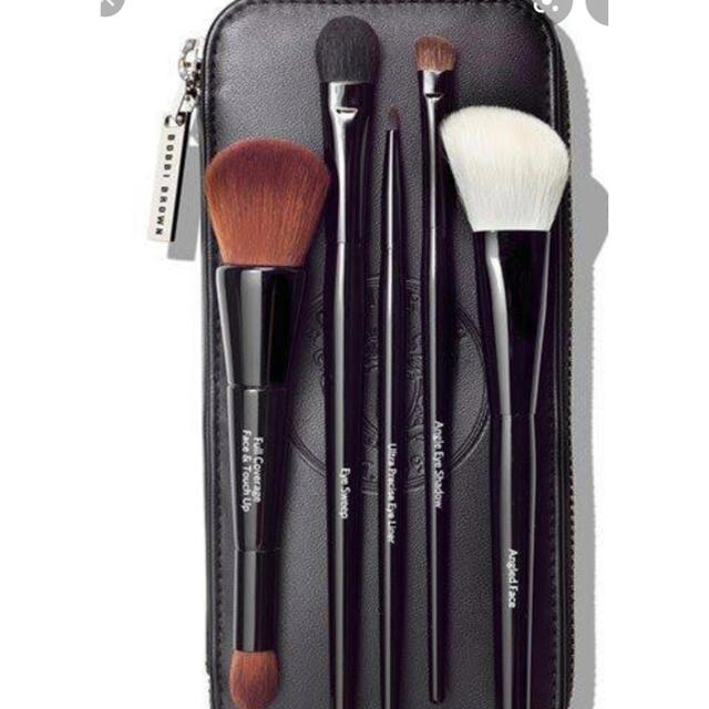 交換無料! Bobbi brown ボビイブラウントラベルブラシセット