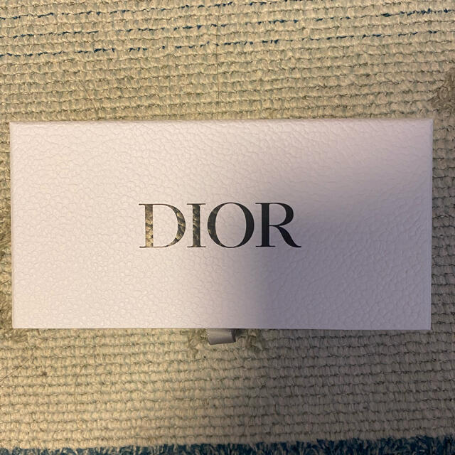 Dior クリスタル会員 Dior バースデーギフトの通販 By こなゆき S Shop ディオールならラクマ