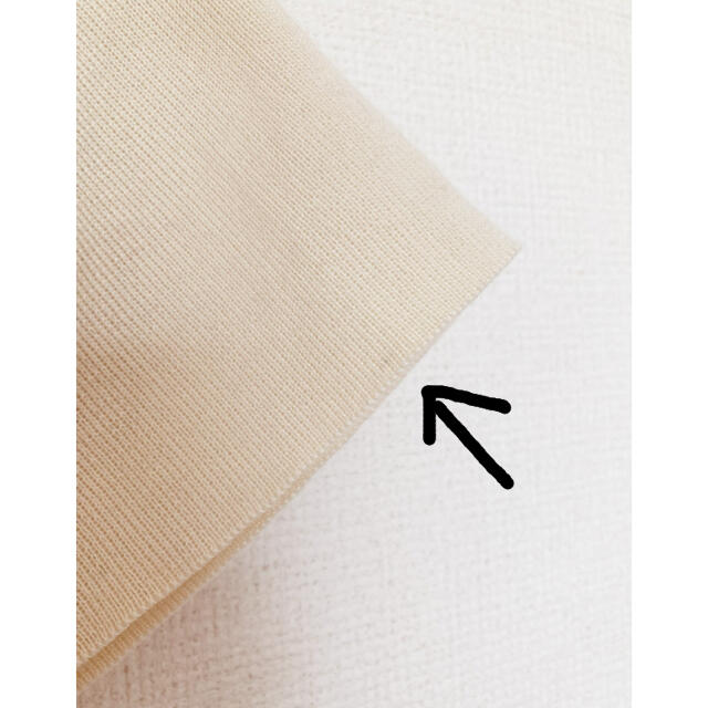 新品♡ハイネックフレアスリーブニット　オフホワイト レディースのトップス(ニット/セーター)の商品写真