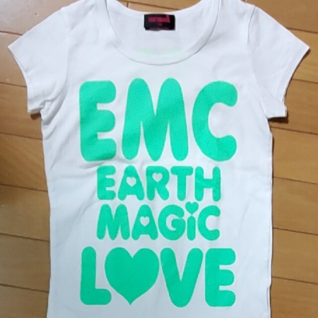 EARTHMAGIC(アースマジック)のアースマジック　Tシャツ　140 キッズ/ベビー/マタニティのキッズ服女の子用(90cm~)(Tシャツ/カットソー)の商品写真