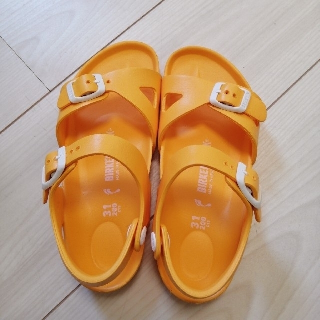 BIRKENSTOCK(ビルケンシュトック)のeleikA様　ビルケンシュトック　Rio EVA Kids キッズ/ベビー/マタニティのキッズ靴/シューズ(15cm~)(サンダル)の商品写真