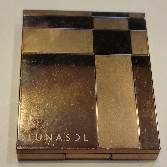 LUNASOL(ルナソル)のLUNASOL ルナソル アイシャドウ ピンク ベージュ スリーディメンショナル コスメ/美容のベースメイク/化粧品(アイシャドウ)の商品写真