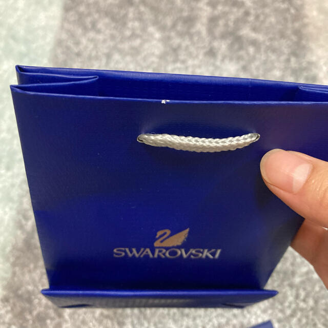 SWAROVSKI(スワロフスキー)のSWAROVSKI スワロフスキー サークルピアス レディースのアクセサリー(ピアス)の商品写真