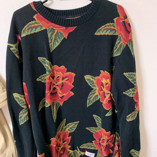 WACKOMARIA FLOWER JACQUARD SWEATER 完売