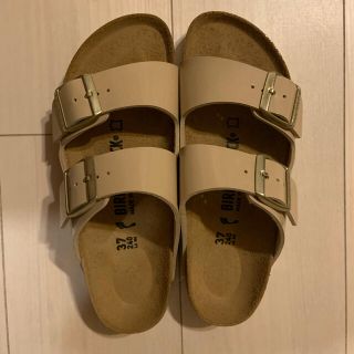 ビルケンシュトック(BIRKENSTOCK)のアヤアヤセ54様専用☆ビルケンシュトックアリゾナベージュ新品未使用37 24.0(サンダル)