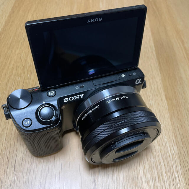 SONY(ソニー)のSONY α  NEX-5R ミラーレス一眼　ブラック　ダブルズームレンズキット スマホ/家電/カメラのカメラ(ミラーレス一眼)の商品写真