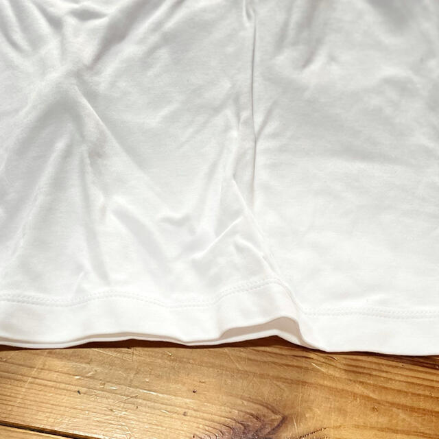 GU(ジーユー)の白Tシャツ　Sサイズ レディースのトップス(Tシャツ(半袖/袖なし))の商品写真