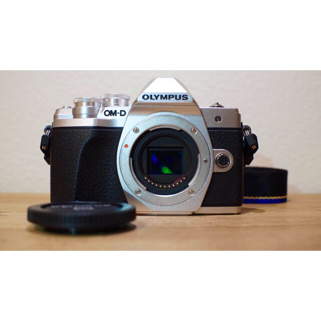 ミラーレスカメラ オリンパス OM-D E-M10 MarkIII どんなシーンでも5軸手ぶれ補正が“ぶれない高画質”を実現 ミラー