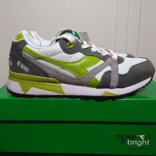 ディアドラ(DIADORA)のBBC放送様　専用(スニーカー)