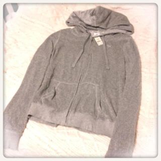 ヴィクトリアズシークレット(Victoria's Secret)の新品victoria's secret♡(パーカー)