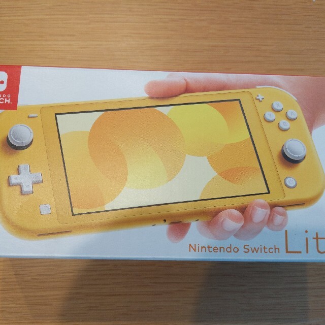 Nintendo Switch Lite イエロー