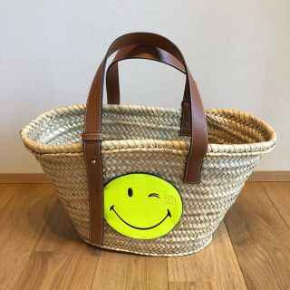 ロエベ(LOEWE)のロエベ LOEWE バスケット　かごバッグ 大　スマイリー ラフィア レザー(かごバッグ/ストローバッグ)