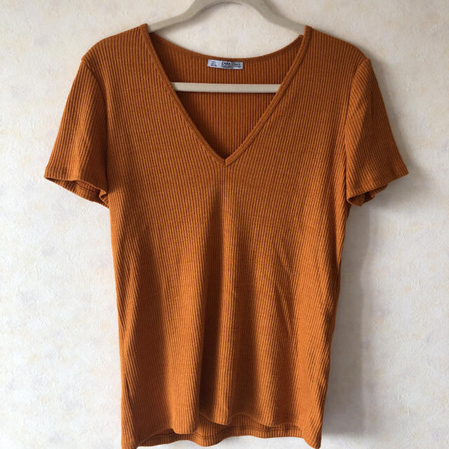 ZARA(ザラ)のZARA Tシャツ レディースのトップス(Tシャツ(半袖/袖なし))の商品写真