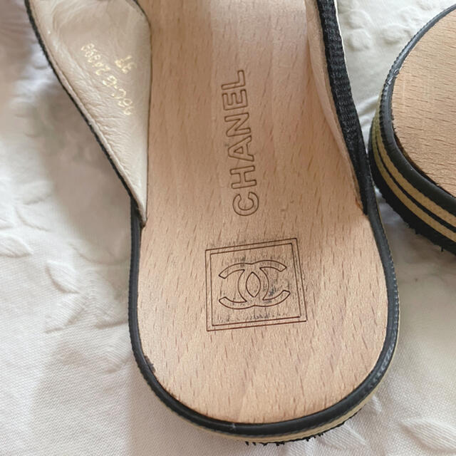 CHANEL(シャネル)のシャネル　ウッド　サンダル　ストライプ レディースの靴/シューズ(サンダル)の商品写真