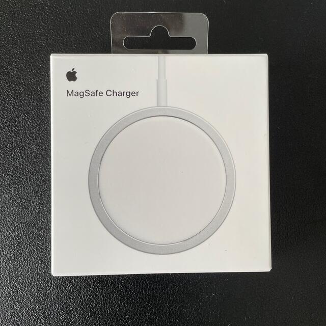 Apple(アップル)のMagSafe スマホ/家電/カメラのスマートフォン/携帯電話(バッテリー/充電器)の商品写真