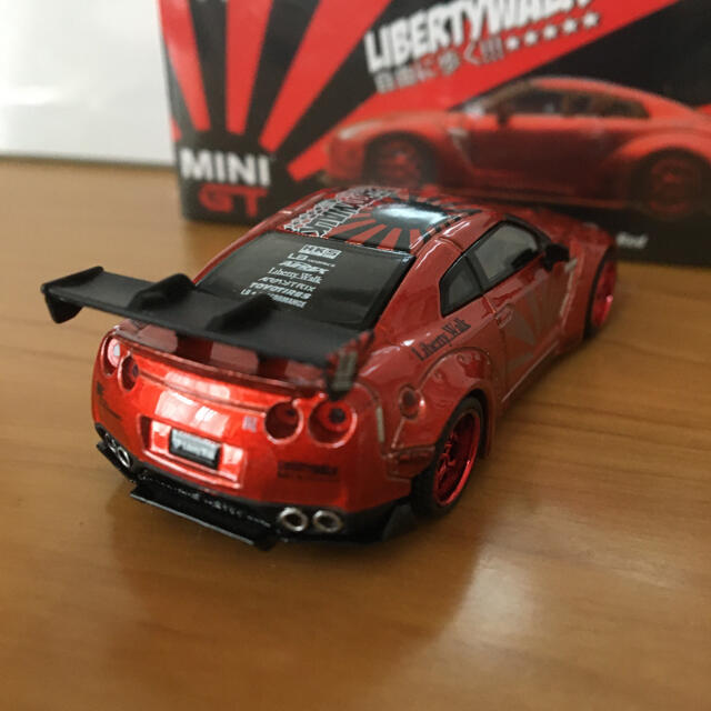 日産(ニッサン)の 1/64 LB★WORKS Nissan GT-R R35  エンタメ/ホビーのおもちゃ/ぬいぐるみ(ミニカー)の商品写真