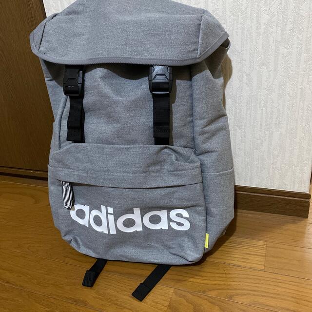 adidas(アディダス)のアディダス　リュックサック レディースのバッグ(リュック/バックパック)の商品写真