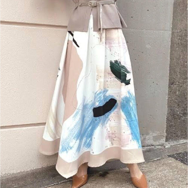 Ameri VINTAGE(アメリヴィンテージ)のMARY PAINTING FLARE SKIRT レディースのスカート(ロングスカート)の商品写真