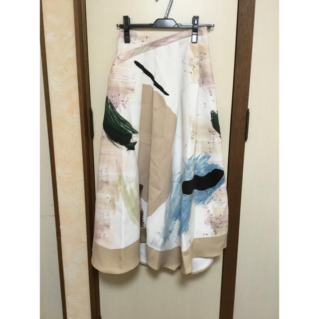 Ameri VINTAGE(アメリヴィンテージ)のMARY PAINTING FLARE SKIRT レディースのスカート(ロングスカート)の商品写真