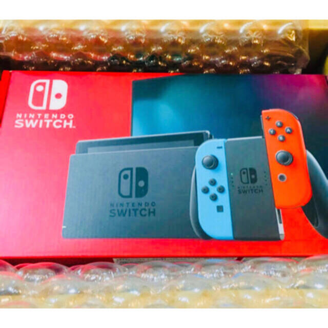 Nintendo Switch(ニンテンドースイッチ)の送料無料 5%クーポン 7月保証 新品 任天堂 スイッチ 本体ネオンブルーレッド エンタメ/ホビーのゲームソフト/ゲーム機本体(家庭用ゲーム機本体)の商品写真