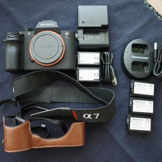 ソニー(SONY)のSONY α7RII ボディ ILCE-7RM2（ショット数3927回）(ミラーレス一眼)