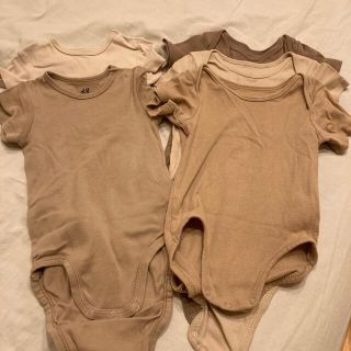 エイチアンドエム(H&M)のH&M baby ボディースーツ　ロンパース  5枚セット　ベージュ系(ロンパース)