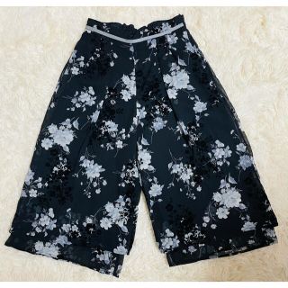 ミッシュマッシュ(MISCH MASCH)の【試着のみ】ミッシュマッシュ　花柄 ガウチョパンツ ワイドパンツ(カジュアルパンツ)