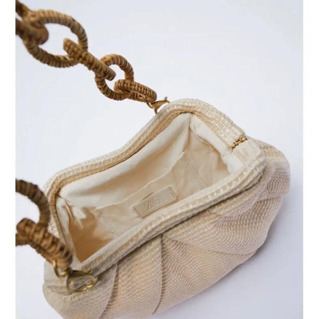 ZARA(ザラ)のZARAラフィアショルダーバッグ　新品未使用 レディースのバッグ(ショルダーバッグ)の商品写真